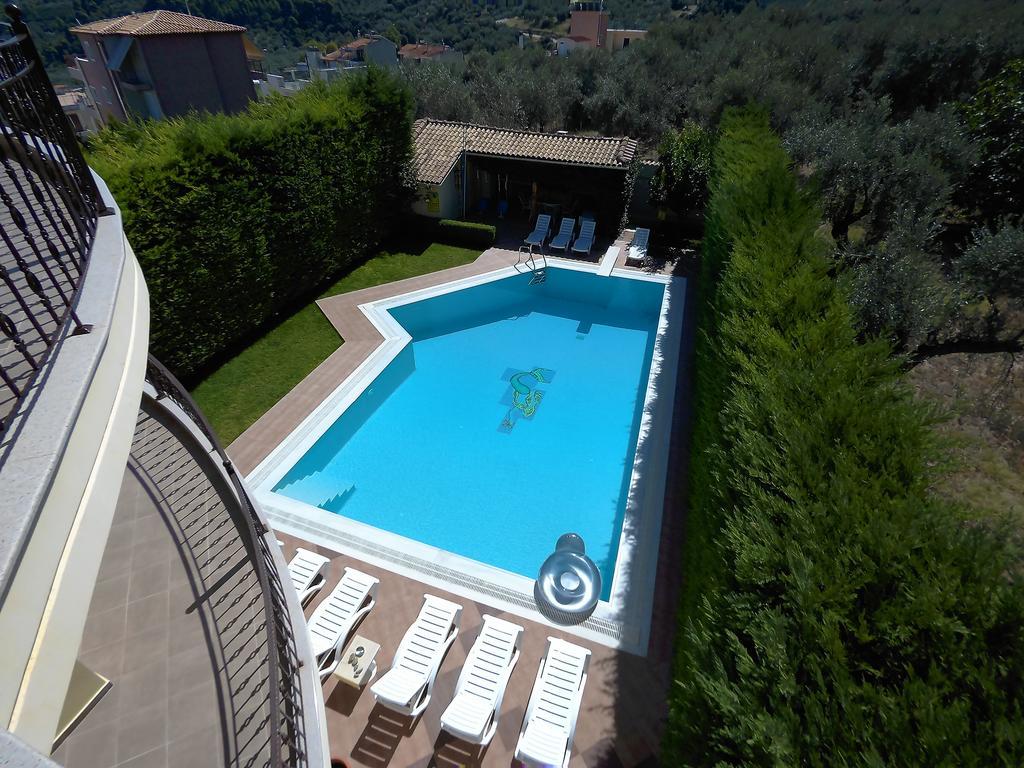 Agios Konstantinos  Diamond Apartments מראה חיצוני תמונה